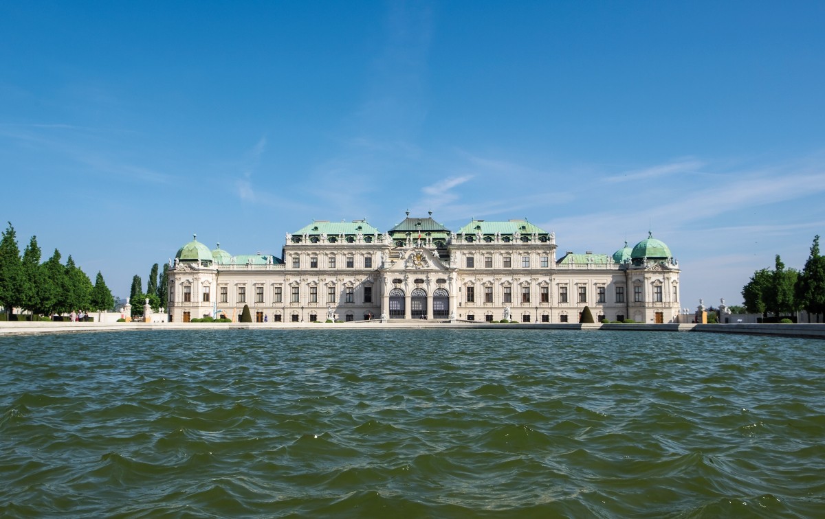 Oberes Belvedere mit Brunnen &copy; WienTourismus/Christian Stemper