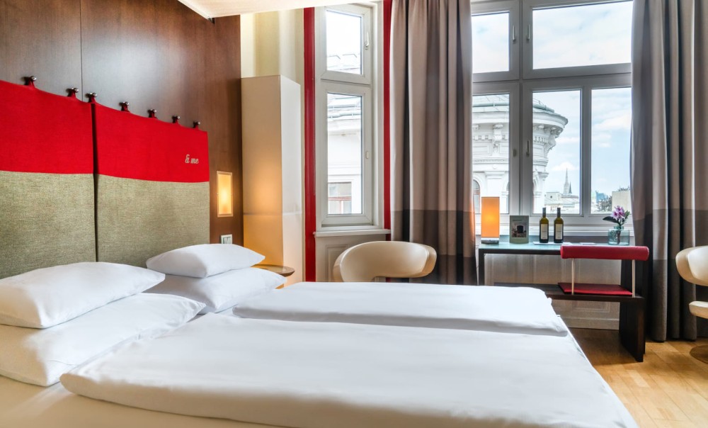 Superior Doppelzimmer im Hotel Rathaus Wien mit viel Platz zum Wohlf&uuml;hlen