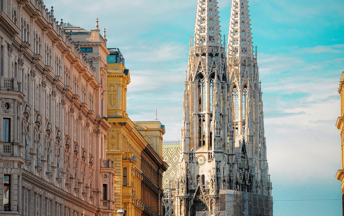 Der Stephansdom &ndash; Wahrzeichen und Sehensw&uuml;rdigkeit im Herzen von Wien &copy; Unsplash / Daniel Koo