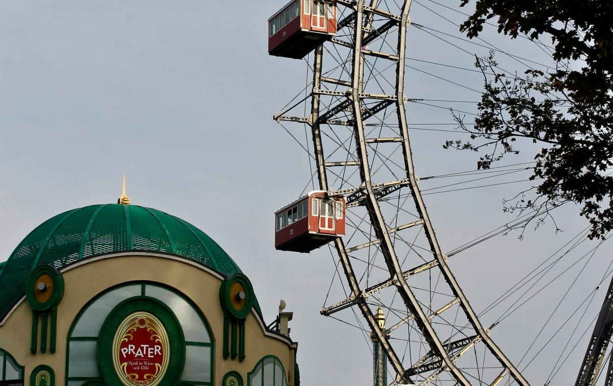 Das Wiener Riesenrad im Prater &ndash; beliebtes Ausflugsziel in Wien &copy; Unsplash / Marie Rouilly